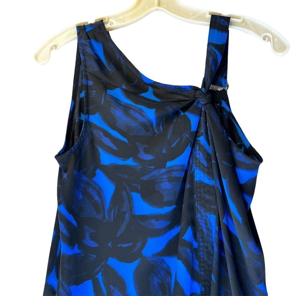 H Halston Top‎ - Picture 2 of 6